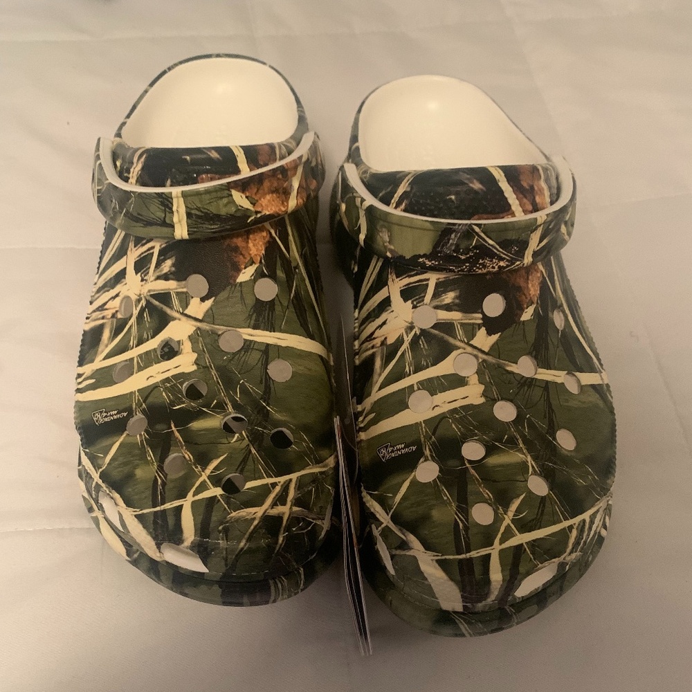 Classic Bae RealTree Clogs